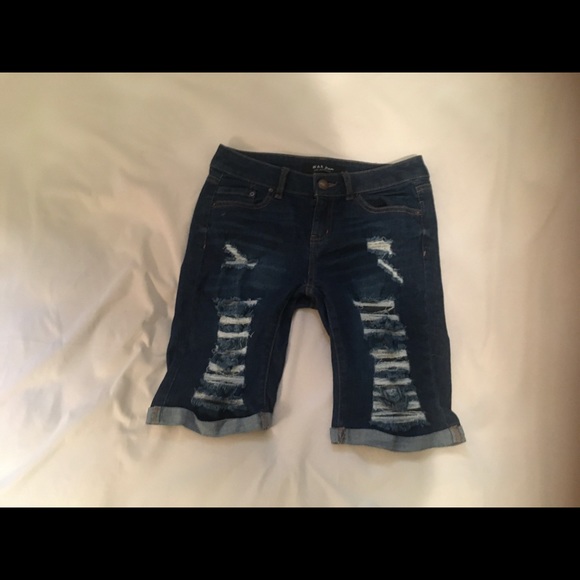 Wax Jean Los Angelas Jean Shorts - Picture 2 of 3